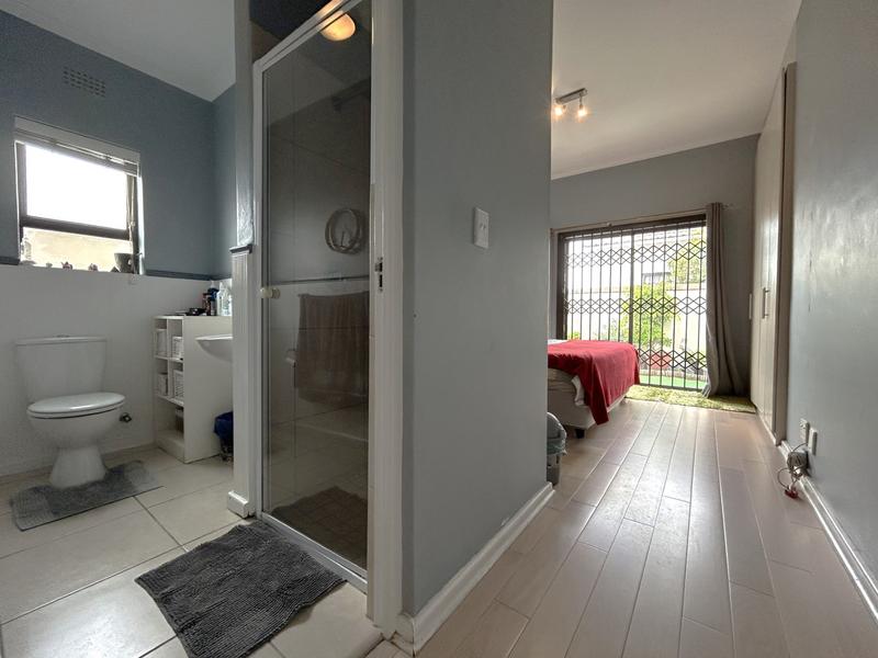 2 Bedroom Property for Sale in Muizenberg Western Cape